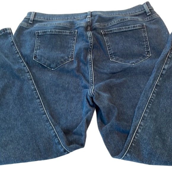 Brooke Shields jeans EUC size 20W petite dark wash boot cut 5pocket w/stretch - Picture 4 of 12